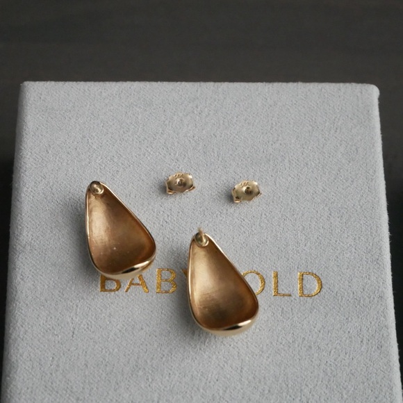 14K Solid Yellow Gold Puff Statement Earrings - Picture 4 of 5